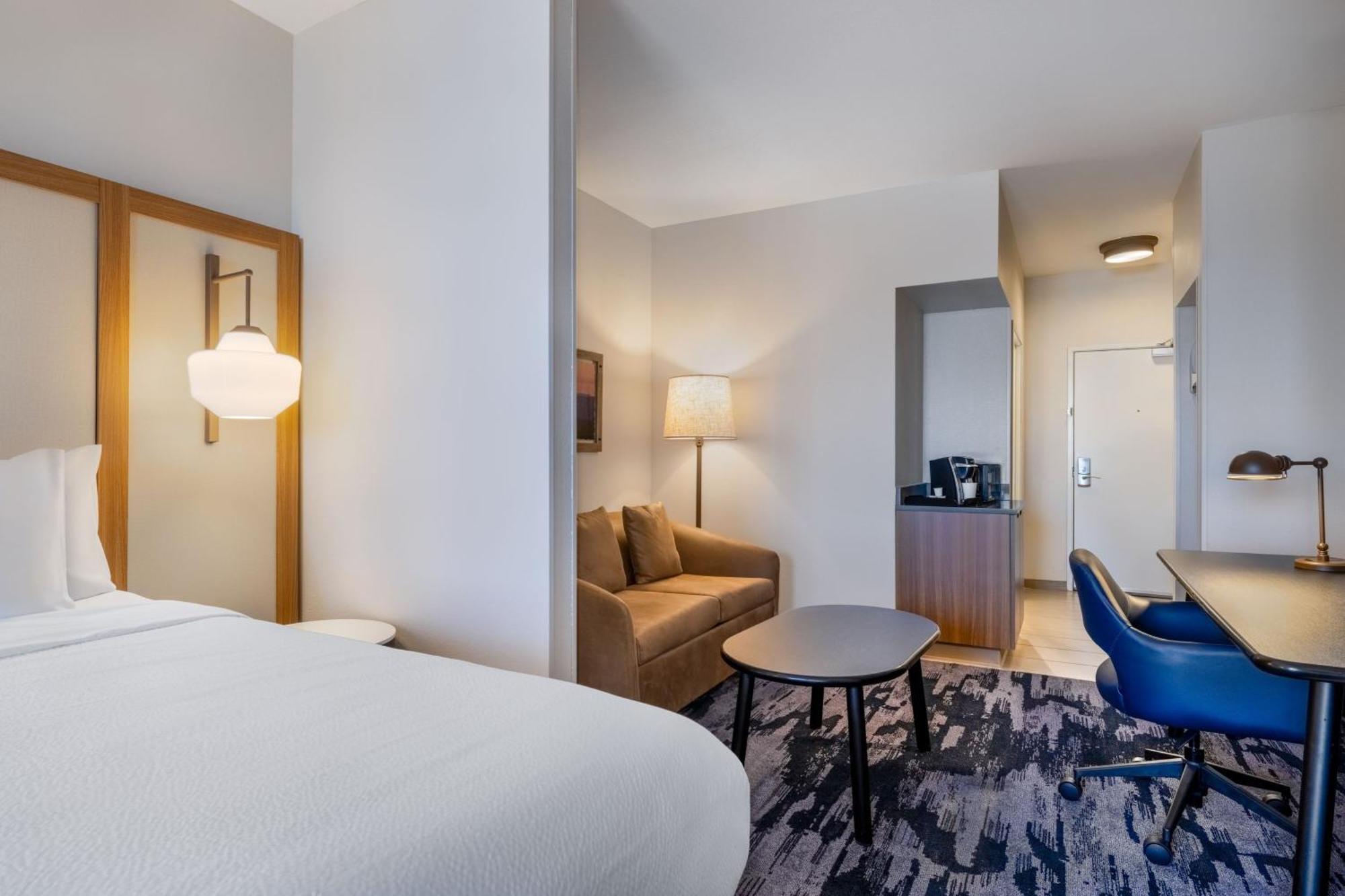 Hotel Fairfield & By Marriott Hurlburt Area