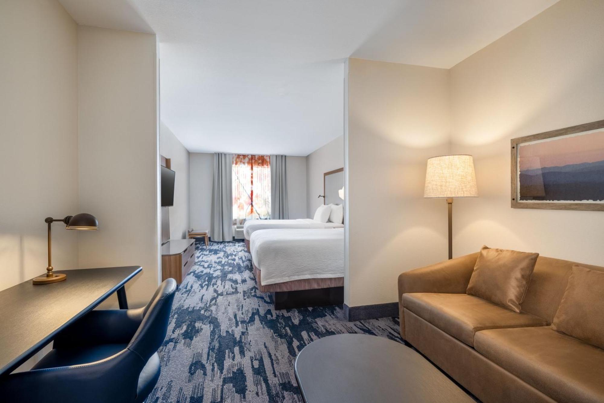 Fairfield & By Marriott Hurlburt Area